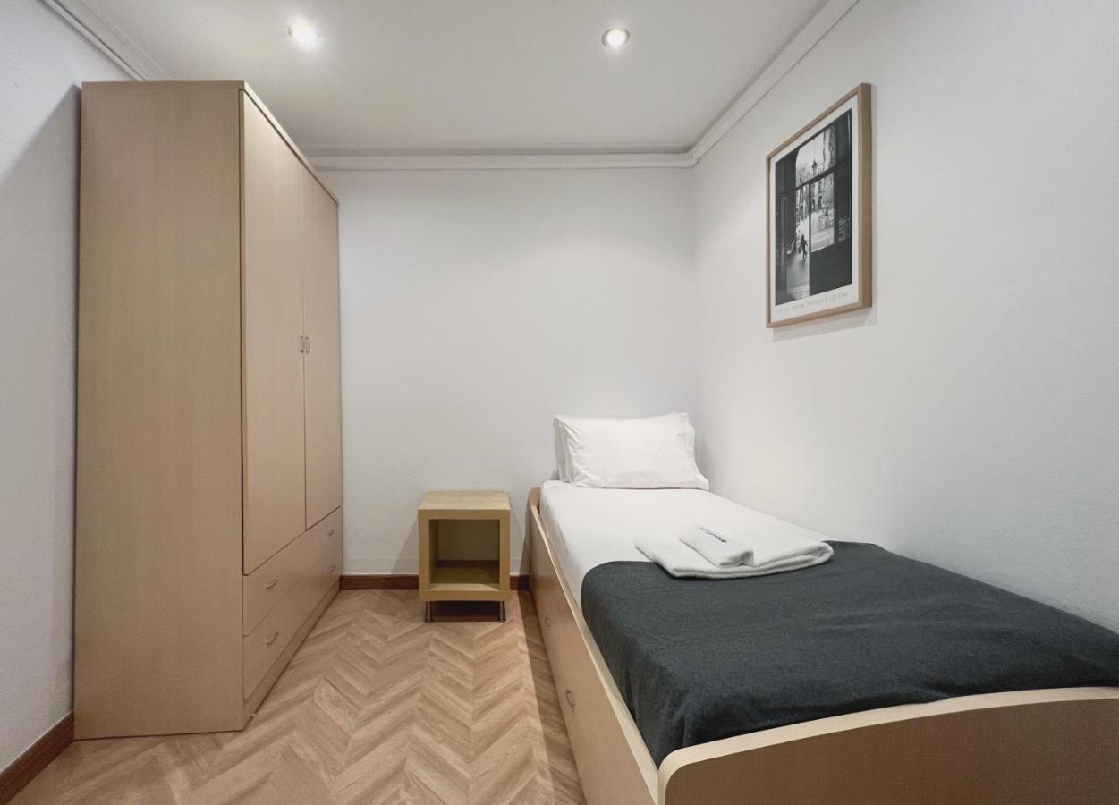 Stay U-Nique Apartments Calabria Barcelona Zewnętrze zdjęcie